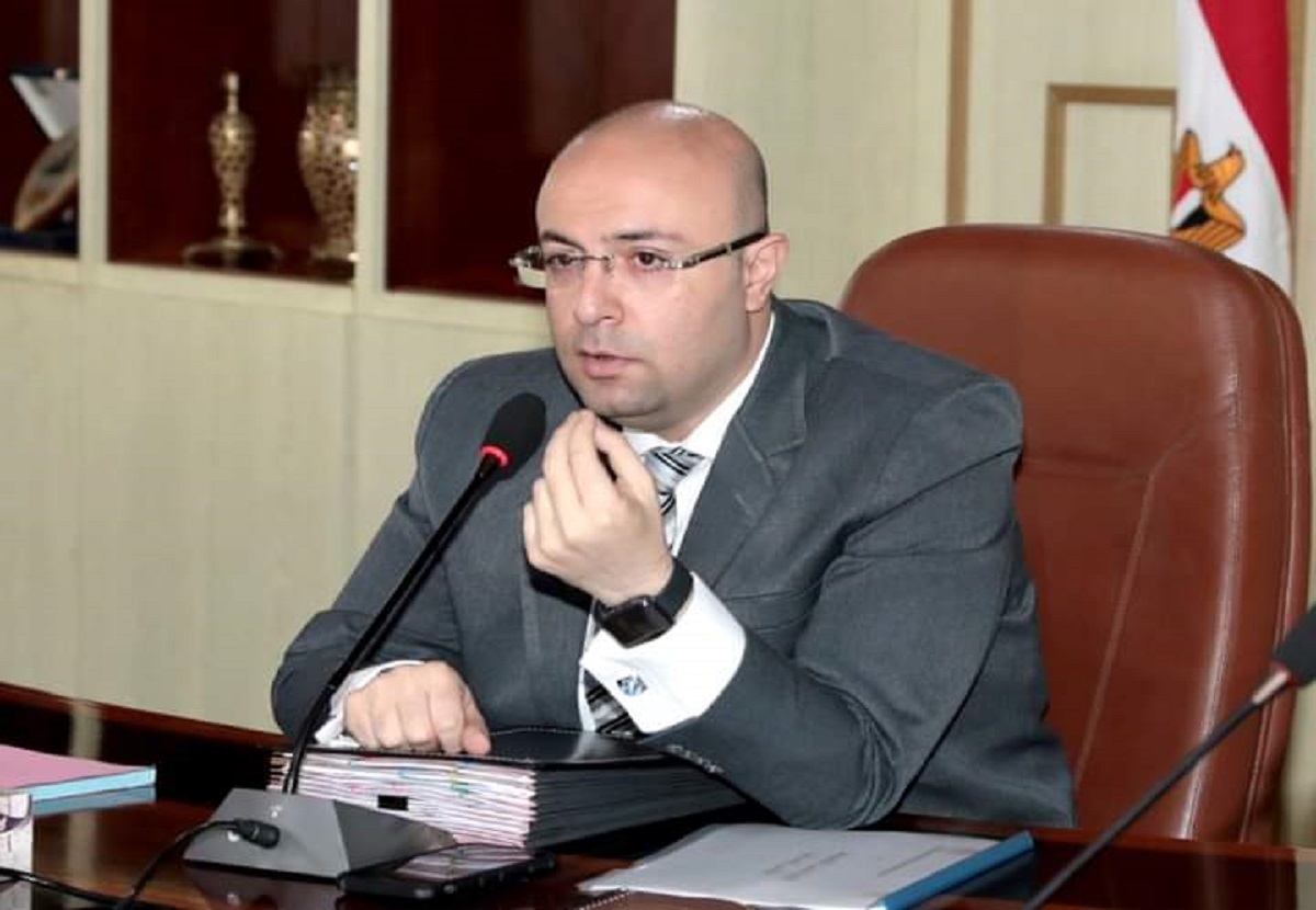 المحافظ يناقش تقرير أنشطة وجهود مديرية الزراعة